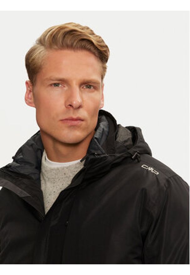 CMP Kurtka zimowa 33Z1577D Czarny Regular Fit. Kolor: czarny. Materiał: syntetyk. Sezon: zima