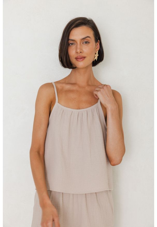 TOP BELLA PIASKOWY S - Flawless. Materiał: skóra. Długość rękawa: na ramiączkach. Sezon: lato