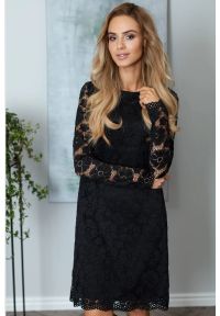 MOE - Sukienka wieczorowa koronkowa trapezowa midi czarna. Okazja: na randkę, na ślub cywilny, na wesele. Kolor: czarny. Materiał: koronka. Typ sukienki: trapezowe. Styl: wizytowy. Długość: midi #2