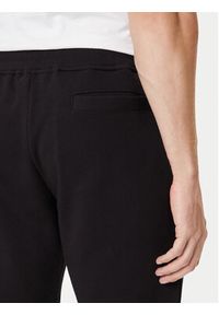 Versace Jeans Couture Spodnie dresowe 79GAAT00 CF01T Czarny Regular Fit. Kolor: czarny. Materiał: bawełna #3