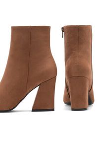 Nine West Botki SATI 13196A Brązowy. Kolor: brązowy. Materiał: materiał #4