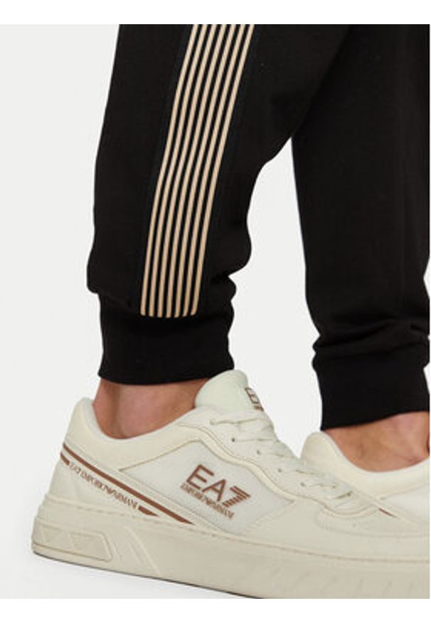 EA7 Emporio Armani Spodnie dresowe 6DPP69 PJ9FZ 0200 Czarny Regular Fit. Kolor: czarny. Materiał: bawełna