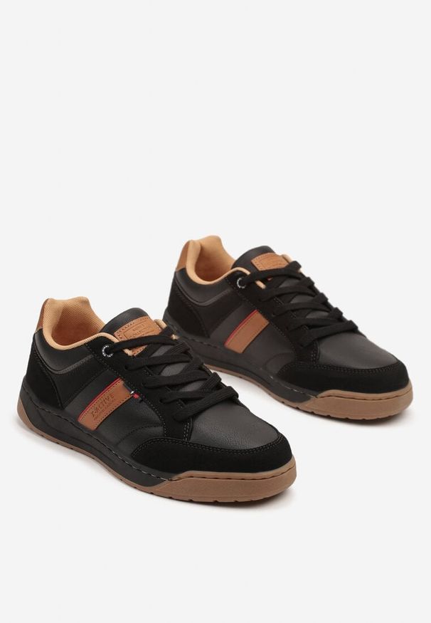 Born2be - Czarne Buty Sportowe Snekersy Ozdobione Przeszyciami Filaila. Zapięcie: sznurówki. Kolor: czarny. Materiał: jeans. Wzór: aplikacja. Sezon: jesień, wiosna. Obcas: na płaskiej podeszwie
