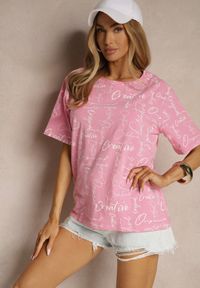 Renee - Różowy Bawełniany T-shirt o Kroju Oversize z Ozdobnym Nadrukiem Aveneli. Okazja: na co dzień. Kolor: różowy. Materiał: bawełna. Wzór: nadruk. Styl: elegancki, casual