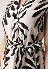 Born2be - Czarna Pudełkowa Sukienka Wiskozowa Bez Rękawów z Wiązanym Paskiem Fontalin. Okazja: na co dzień, do pracy. Kolor: czarny. Materiał: wiskoza. Długość rękawa: bez rękawów. Styl: boho, casual, elegancki #4