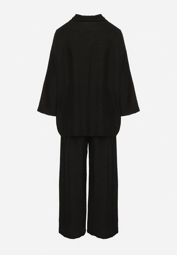 Born2be - Czarny Komplet z Wiskozy Szerokie Spodnie i Koszula Oversize Zivora. Kolor: czarny. Materiał: wiskoza