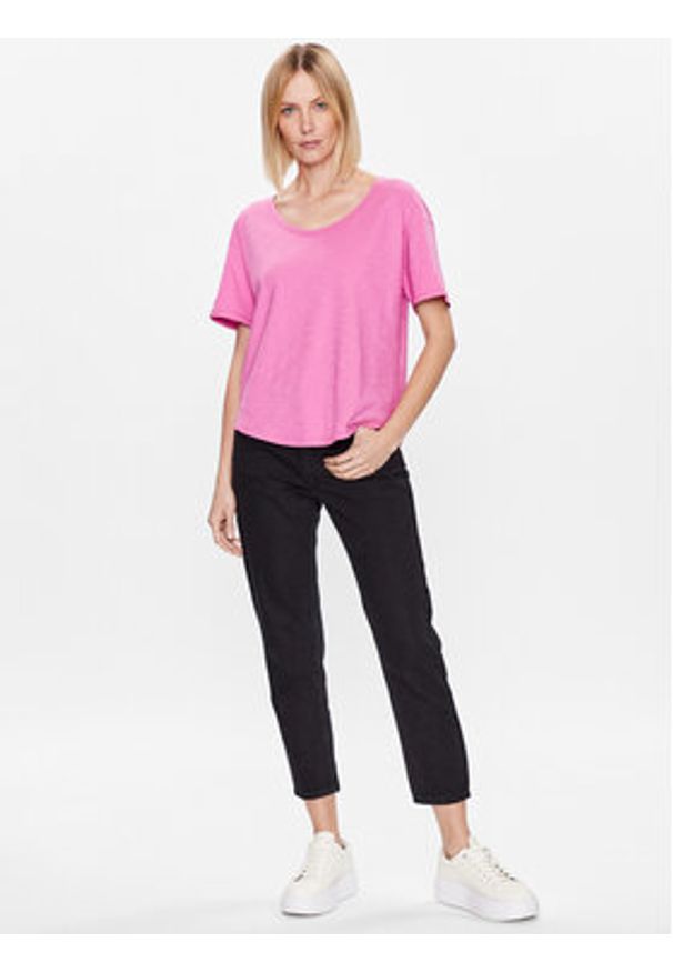 United Colors of Benetton - United Colors Of Benetton T-Shirt 3BVXD1033 Różowy Relaxed Fit. Kolor: różowy. Materiał: bawełna