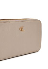 Calvin Klein Torebka Minimal Mono Camera Bag LV04K1086G Beżowy. Kolor: beżowy. Materiał: skórzane