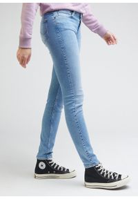 Lee - LEE SCARLETT DAMSKIE SPODNIE JEANSOWE RUSHING IN LIGHT L526GUB43 112330600