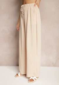 Renee - Beżowe Spodnie High Waist ze Sznurkiem w Talii i Prostą Nogawką Raveann. Okazja: na co dzień. Stan: podwyższony. Kolor: beżowy. Styl: casual