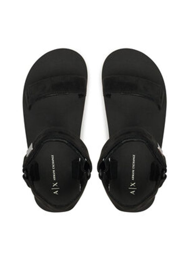 Armani Exchange Sandały XDP064 XV928 00002 Czarny. Kolor: czarny. Materiał: materiał
