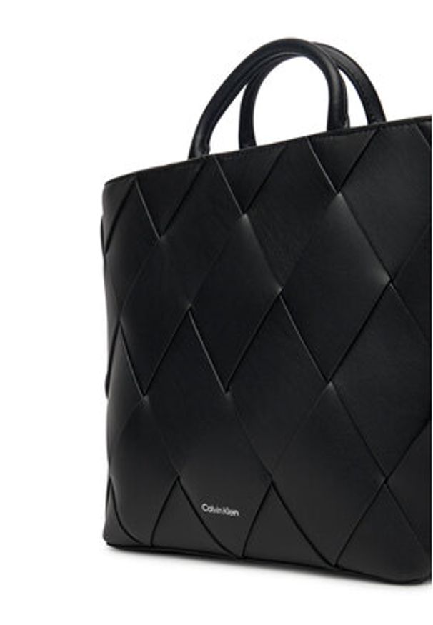 Calvin Klein Torebka Ck Woven Medium Tote K60K613176 Czarny. Kolor: czarny. Materiał: skórzane