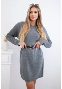 Inny - Sweter z szerokim paskiem szary. Okazja: na co dzień. Kolor: szary. Materiał: materiał, akryl, jeans, elastan. Styl: elegancki, casual