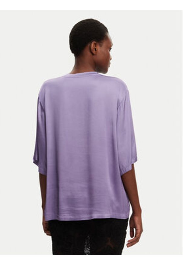 ViCOLO Bluzka TD0013 Fioletowy Relaxed Fit. Kolor: fioletowy. Materiał: wiskoza