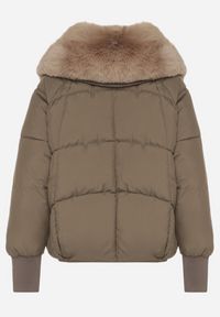 Born2be - Ciemnozielona Pikowana Kurtka z Futrzanym Kołnierzem z Możliwością Odpięcia Malatila. Okazja: na spacer, do pracy. Kolor: zielony. Materiał: futro. Długość rękawa: długi rękaw. Długość: długie. Sezon: zima. Styl: elegancki, klasyczny #2