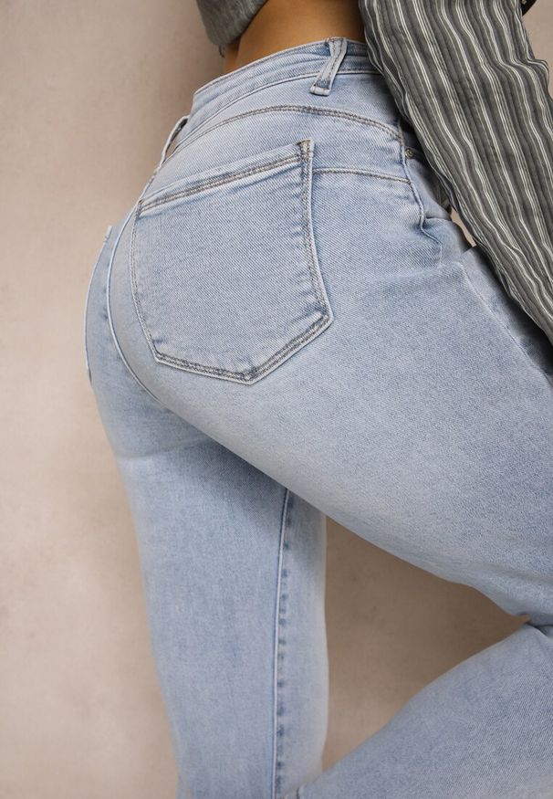 Renee - Jasnoniebieskie Jeansy z Bawełny Typu Skinny Selinda. Okazja: na co dzień. Kolor: niebieski. Wzór: gładki. Styl: klasyczny, casual