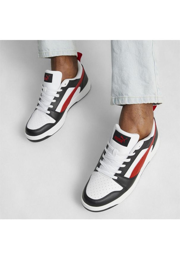 Puma - Buty do chodzenia męskie PUMA Rebound V6 Low. Kolor: biały, czerwony, wielokolorowy, czarny. Sport: turystyka piesza