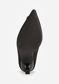 Renee - Czarne Szpilki Ozdobione Klamrą z Cyrkoniami Lalabria. Zapięcie: klamry. Kolor: czarny. Materiał: jedwab. Wzór: aplikacja. Obcas: na szpilce. Styl: elegancki, wizytowy. Wysokość obcasa: średni #9