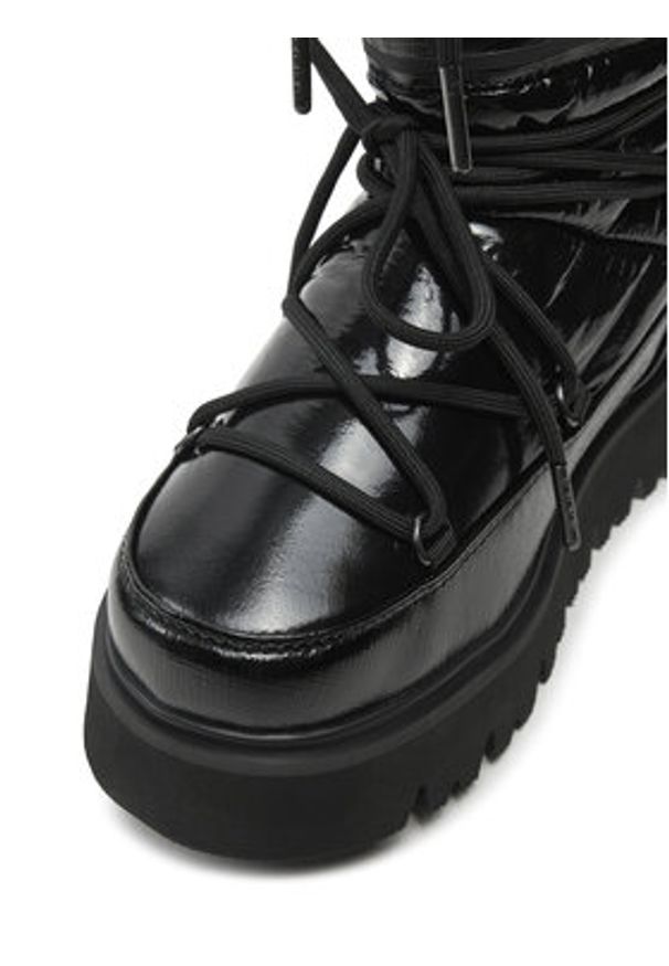 Replay - REPLAY Śniegowce GWF4R.000.C0001T Czarny. Kolor: czarny. Materiał: skóra