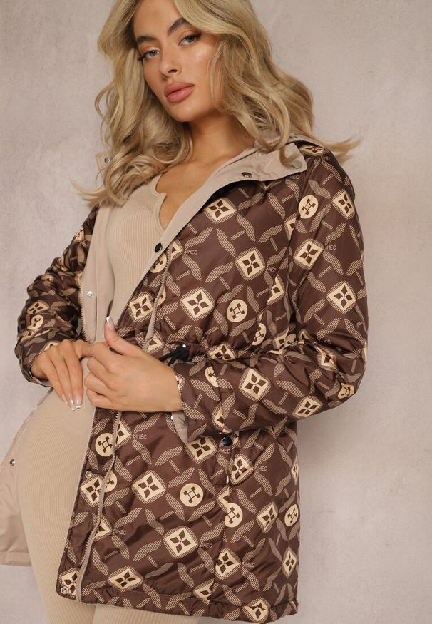 Renee - Jasnobeżowa Kurtka Dwustronna z Kapturem i Sznurkiem w Talii Divinza. Typ kołnierza: kaptur. Kolor: beżowy