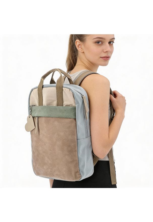 Plecak damski Rieker, z materiału syntetycznego z gładkimi i fakturowanymi panelami funkcjonalna konstrukcja zewnętrzne kieszeń na laptopa wygodne sz. Kolor: beżowy. Materiał: syntetyk, materiał. Wzór: gładki. Styl: casual