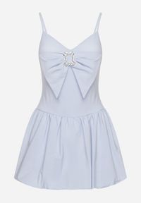 Born2be - Jasnoniebieska Sukienka Bombka na Cienkich Ramiączkach z Kokardą i Cyrkoniami Paliandria. Okazja: na imprezę. Typ kołnierza: kokarda. Kolor: niebieski. Długość rękawa: na ramiączkach. Wzór: aplikacja. Sezon: lato. Typ sukienki: bombki. Styl: elegancki #6