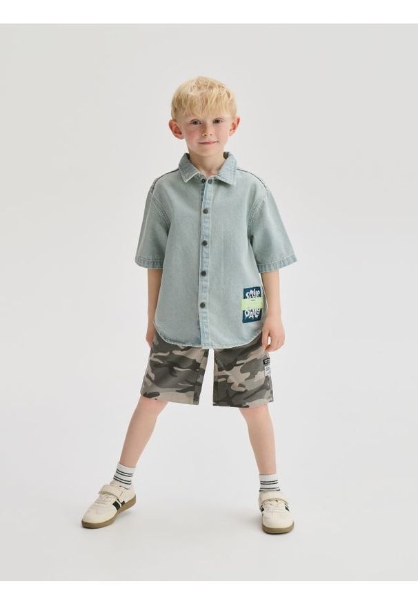 Reserved - Bawełniane szorty - ciemnoszary. Kolor: szary. Materiał: bawełna. Wzór: gładki