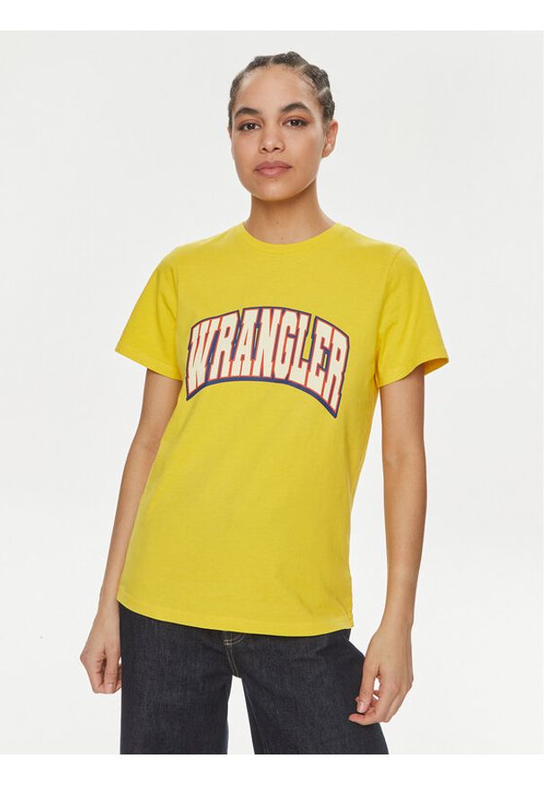 Wrangler T-Shirt Varsity 112350189 Żółty Regular Fit. Kolor: żółty. Materiał: bawełna