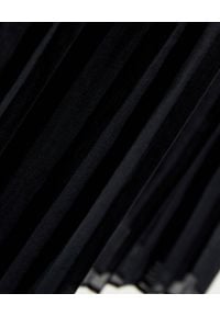 Tory Burch - TORY BURCH - Czarna plisowana spódnica midi. Kolor: czarny. Materiał: bawełna, materiał #2