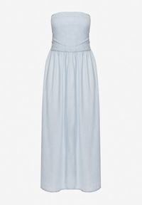 Born2be - Jasnoniebieska Sukienka Rozkloszowana z Dekoltem Typu Bandeau Mavilore. Okazja: na co dzień, na imprezę. Kolor: niebieski. Materiał: skóra. Wzór: aplikacja. Typ sukienki: rozkloszowane. Styl: wizytowy, klasyczny, elegancki, casual