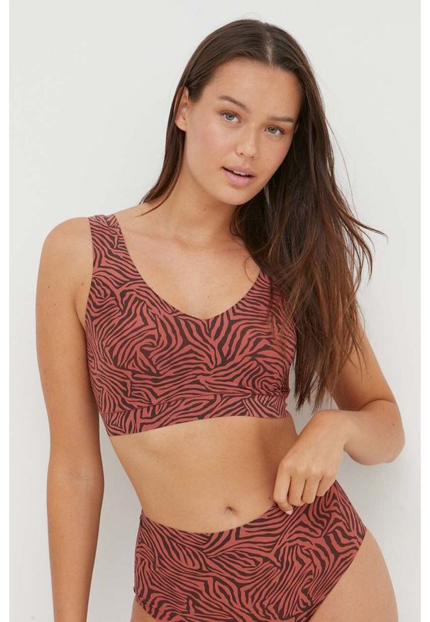 Chantelle biustonosz Soft Stretch kolor różowy wzorzysty. Kolor: różowy. Materiał: materiał. Rodzaj stanika: wyciągane miseczki, odpinane ramiączka