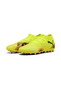 Puma - Buty piłkarskie FUTURE 8 PRO MG PUMA Yellow Alert Black Sun Struck Pink. Kolor: czarny, różowy, wielokolorowy, żółty. Sport: piłka nożna