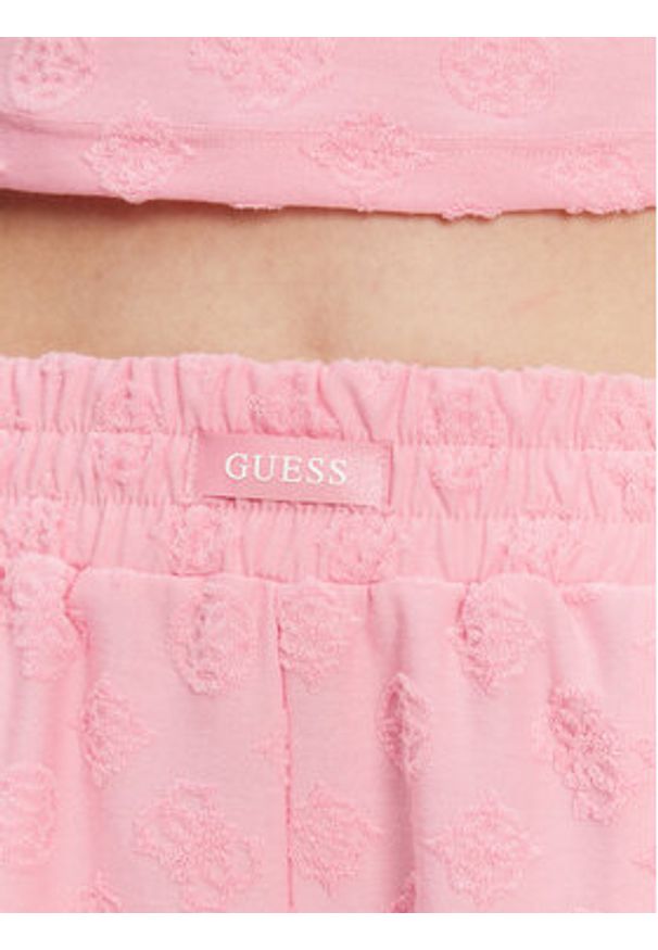 Guess Szorty sportowe V5GD16 KCT02 Różowy Regular Fit. Kolor: różowy. Materiał: syntetyk