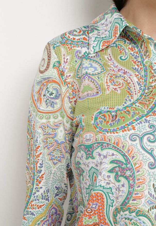 Born2be - Zielona Koszula z Orientalnym Wzorem i Guzikami Unadisa. Kolor: zielony. Styl: klasyczny