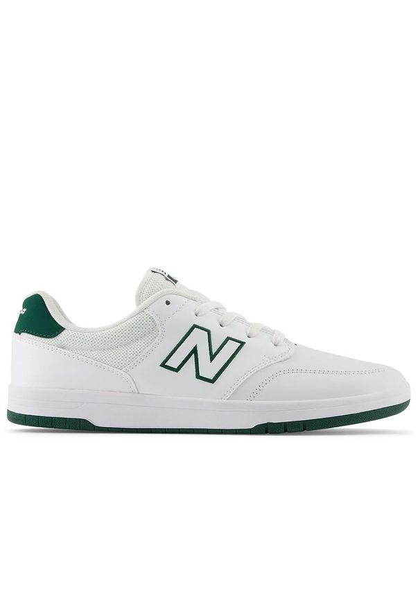 Buty New Balance Numeric NM425JLT - białe. Kolor: biały. Materiał: skóra, guma, materiał. Szerokość cholewki: normalna. Sport: skateboard