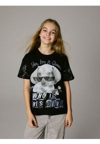 Reserved - T-shirt z nadrukiem - czarny. Kolor: czarny. Materiał: bawełna. Wzór: nadruk #1