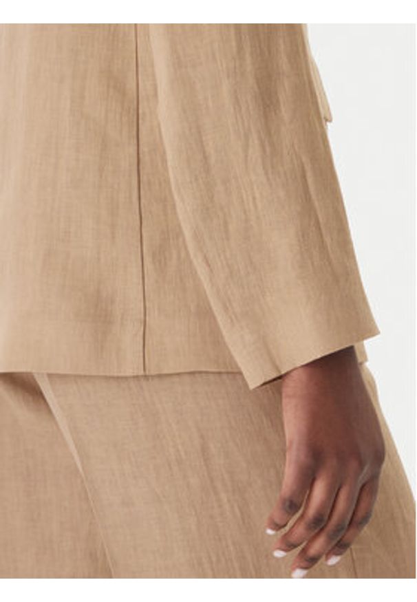 Marella Marynarka Vincita 2615041012 Écru Regular Fit. Kolor: kremowy. Materiał: len