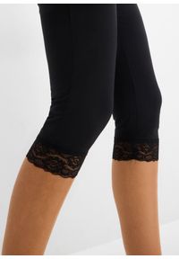 bonprix - Legginsy rybaczki z ozdobną koronką. Kolor: czarny. Materiał: koronka. Wzór: koronka #3