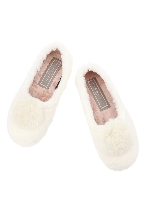 Kapcie damskie Macarena, pantofle domowe wsuwane z futerkiem z pomponem, ecru, Anais28. Okazja: do domu. Zapięcie: bez zapięcia. Kolor: biały. Materiał: materiał, futro. Wzór: aplikacja