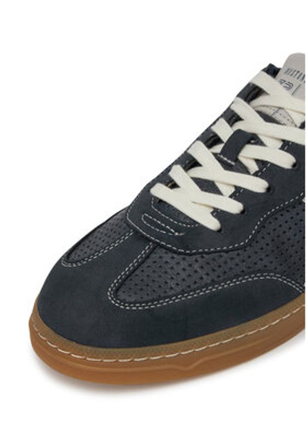 Mustang Sneakersy 4204-302 Granatowy. Kolor: niebieski. Materiał: materiał, syntetyk
