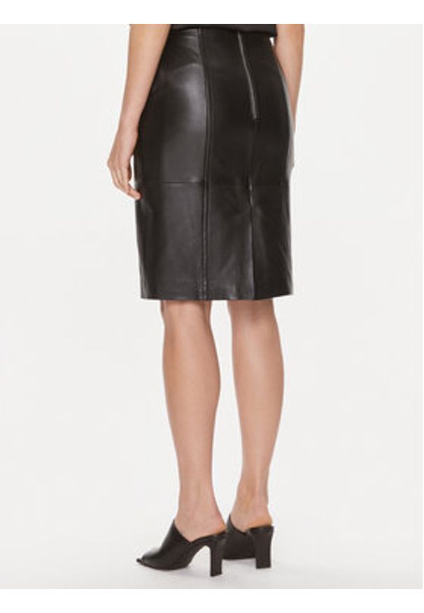 BOSS - Boss Spódnica skórzana Seleni 50505502 Czarny Slim Fit. Kolor: czarny. Materiał: skóra