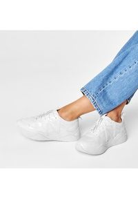 Armani Exchange Sneakersy XDX039 XV311 00152 Biały. Kolor: biały. Materiał: materiał #5