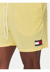 TOMMY HILFIGER - Tommy Hilfiger Szorty kąpielowe UM0UM03455 Żółty Regular Fit. Kolor: żółty. Materiał: syntetyk