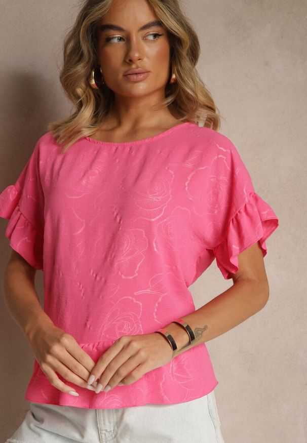 Renee - Fuksjowa Bluzka Oversize Ozdobiona Falbanami Liriele. Okazja: na co dzień. Kolor: różowy. Materiał: jeans. Wzór: aplikacja. Styl: casual