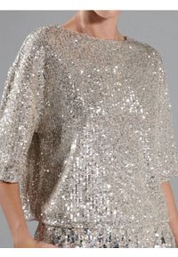 Sinsay - Cekinowa bluzka z krótkim rękawem - srebrny. Kolor: srebrny. Długość rękawa: krótki rękaw. Długość: krótkie #1