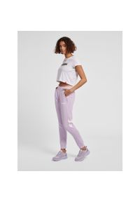 Damska koszulka crop top Hummel Legacy. Kolor: czarny, biały, wielokolorowy. Materiał: bawełna #1