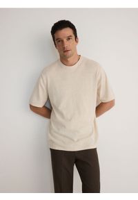 Reserved - Sweter z dodatkiem lnu - złamana biel. Materiał: len