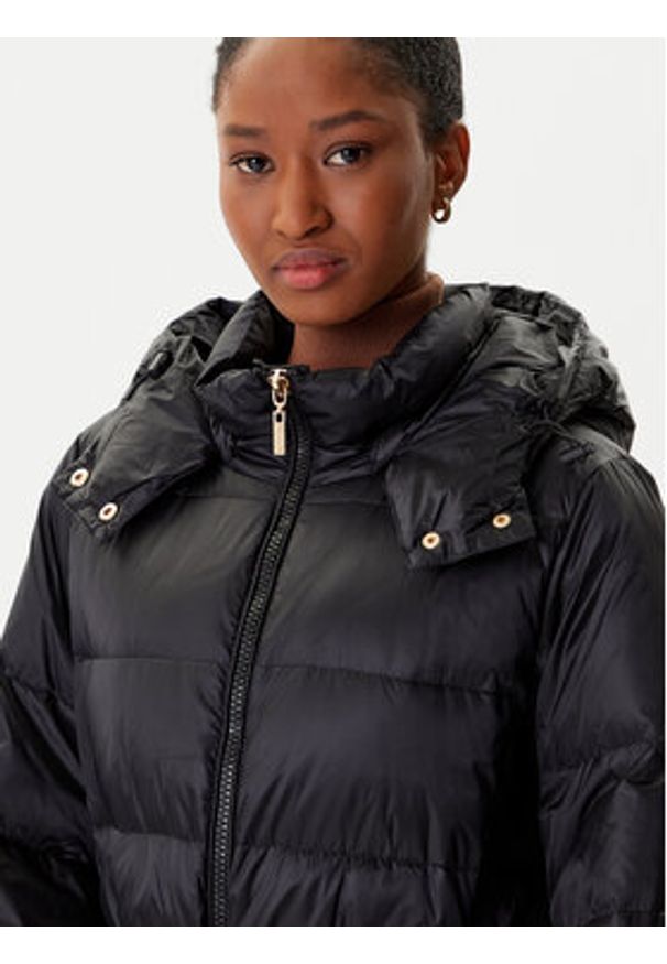 TwinSet - TWINSET Kurtka puchowa 252TP2430 Czarny Regular Fit. Kolor: czarny. Materiał: syntetyk. Sezon: zima