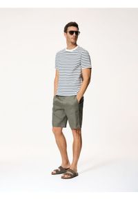 Reserved - T-shirt regular z bawełny merceryzowanej - złamana biel. Materiał: bawełna