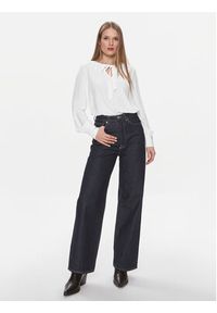 Vero Moda Bluzka Alva 10300577 Biały Regular Fit. Kolor: biały. Materiał: syntetyk #4